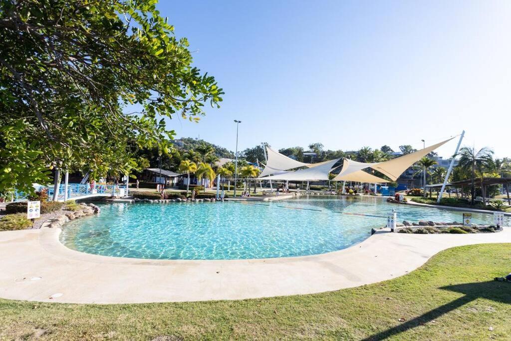 Ocean View 33A Studio Pool Ocean View Wifi Airlie Beach Luaran gambar