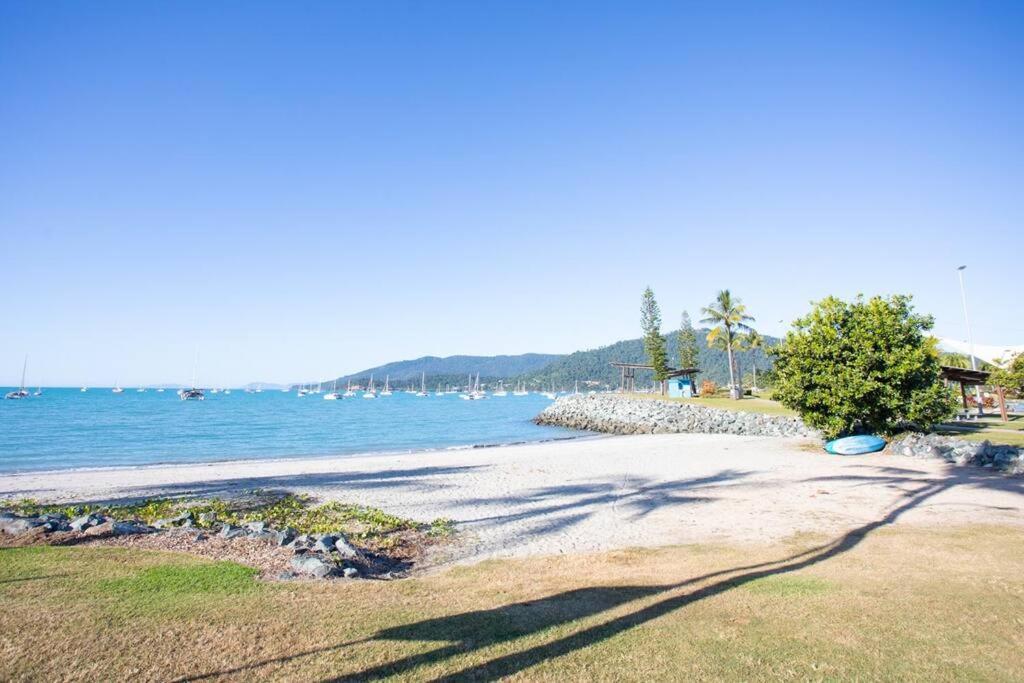 Ocean View 33A Studio Pool Ocean View Wifi Airlie Beach Luaran gambar