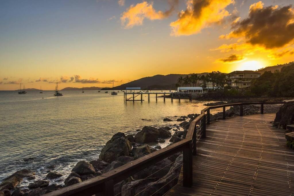 Ocean View 33A Studio Pool Ocean View Wifi Airlie Beach Luaran gambar